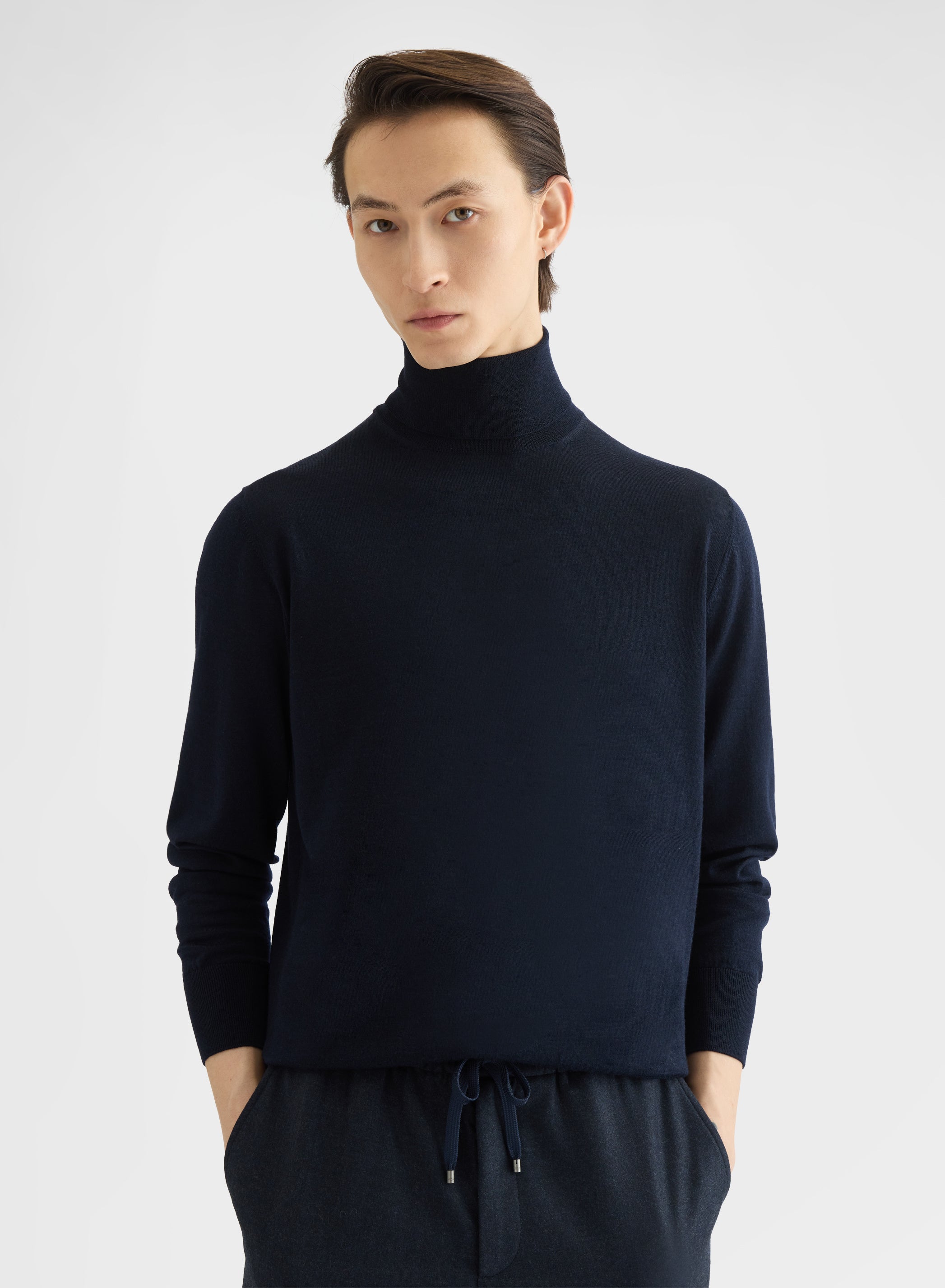 FINE WOOL SILK CASHMERE TURTLENECK NIGHT
