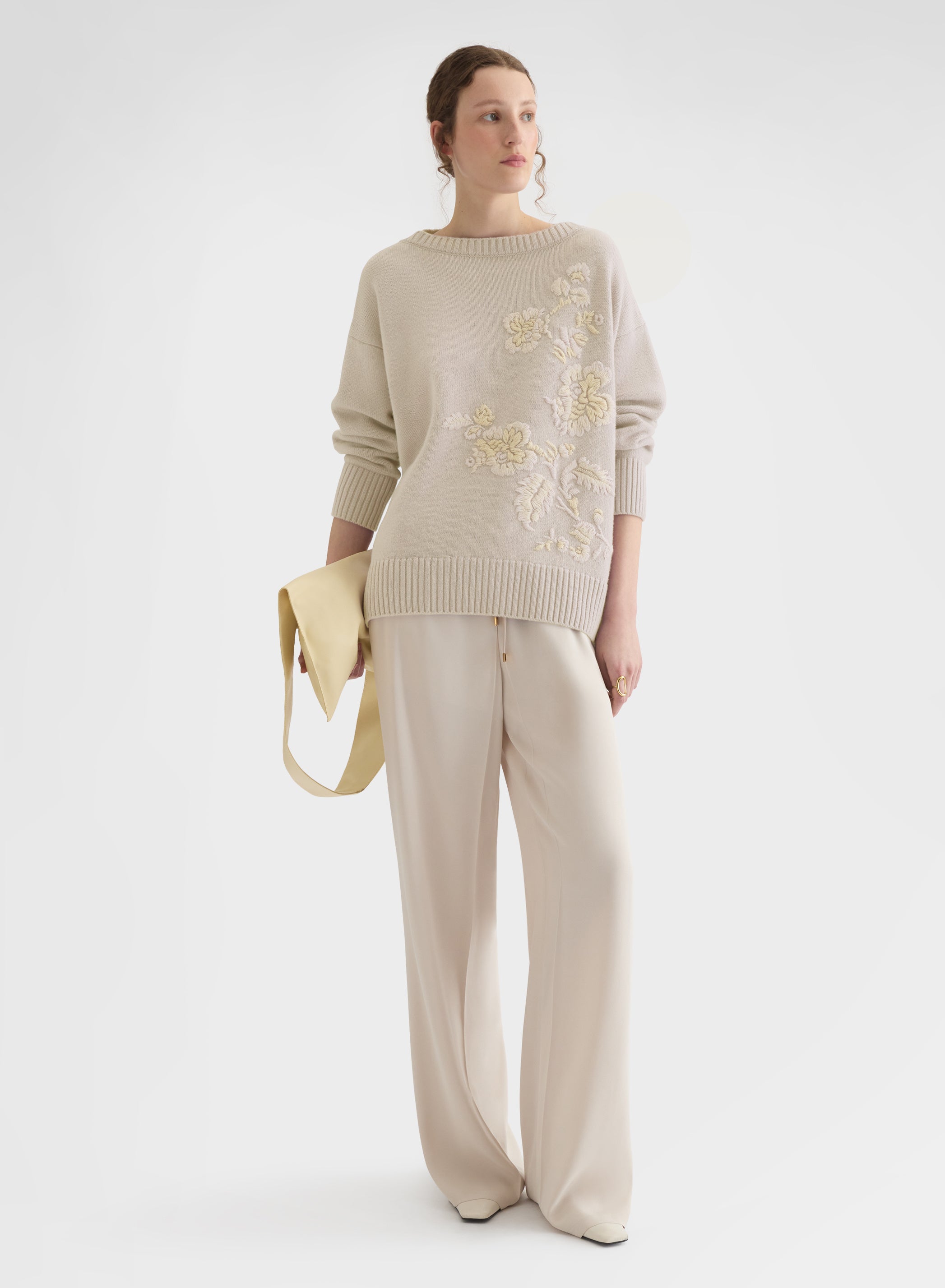 CASHMERE PLAIN KNIT BOAT NECK SWEATER GREIGE