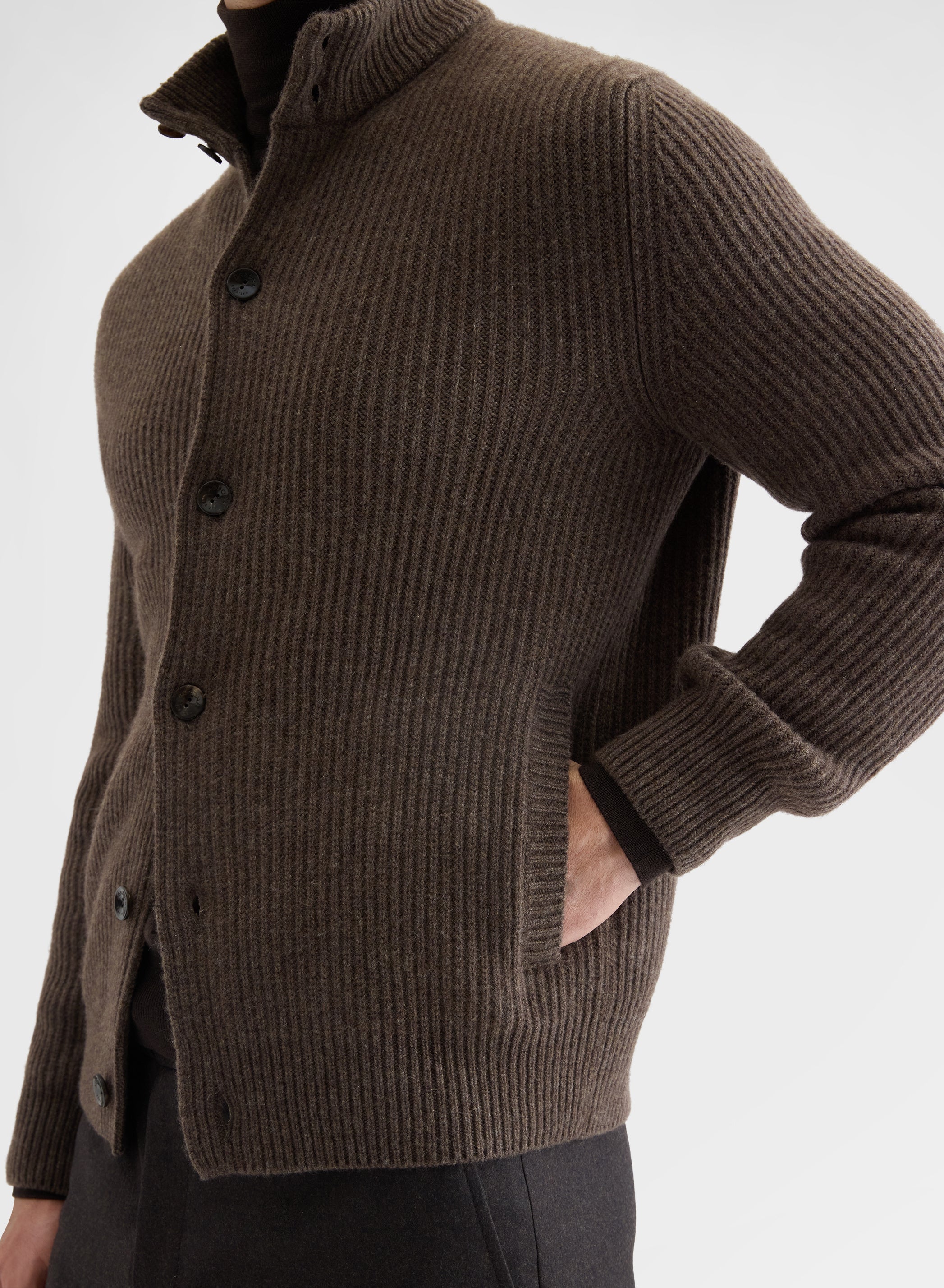 CASHMERE ENGLISH RIB CARDIGAN MOCHA