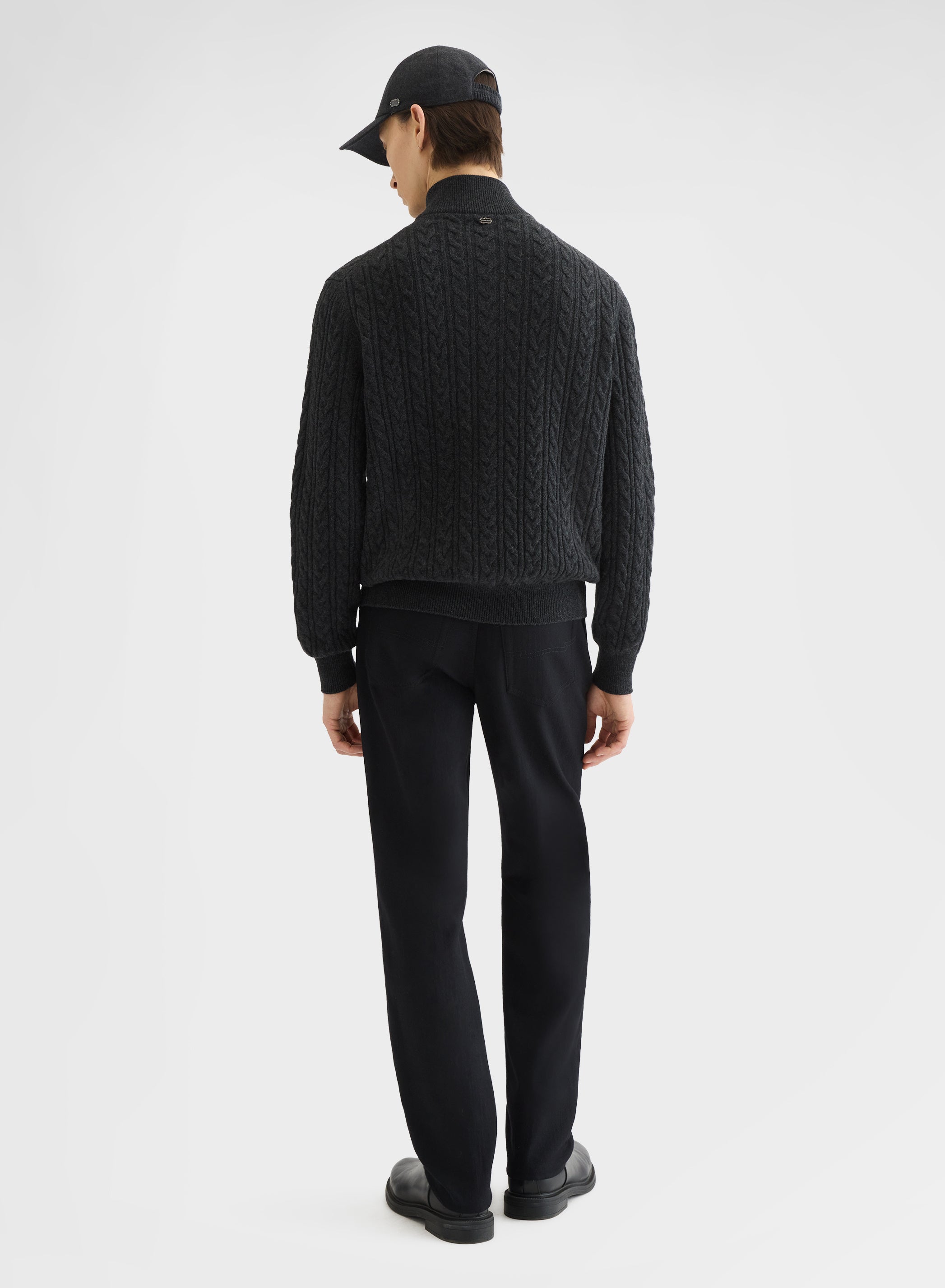 CASHMERE ICONIC CABLE HIGH NECK SWEATER CHARCOAL