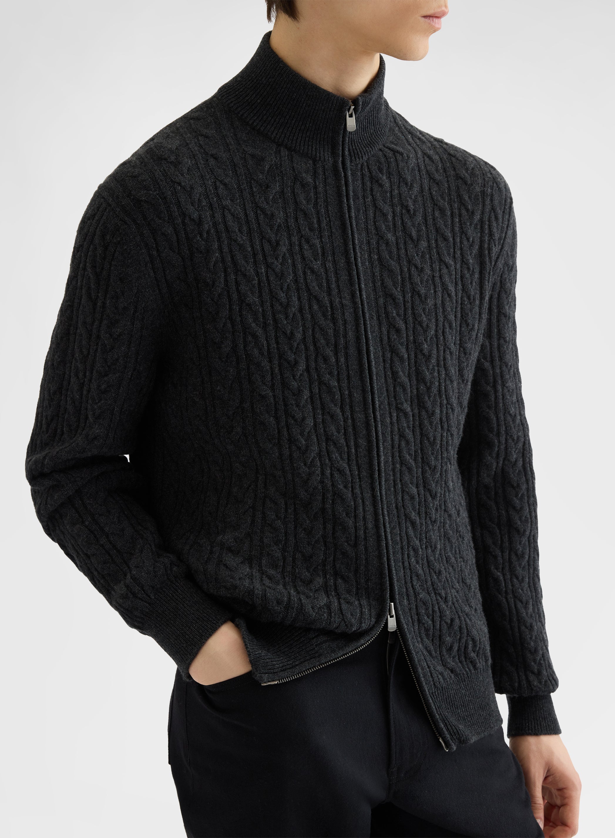 CASHMERE ICONIC CABLE HIGH NECK SWEATER CHARCOAL