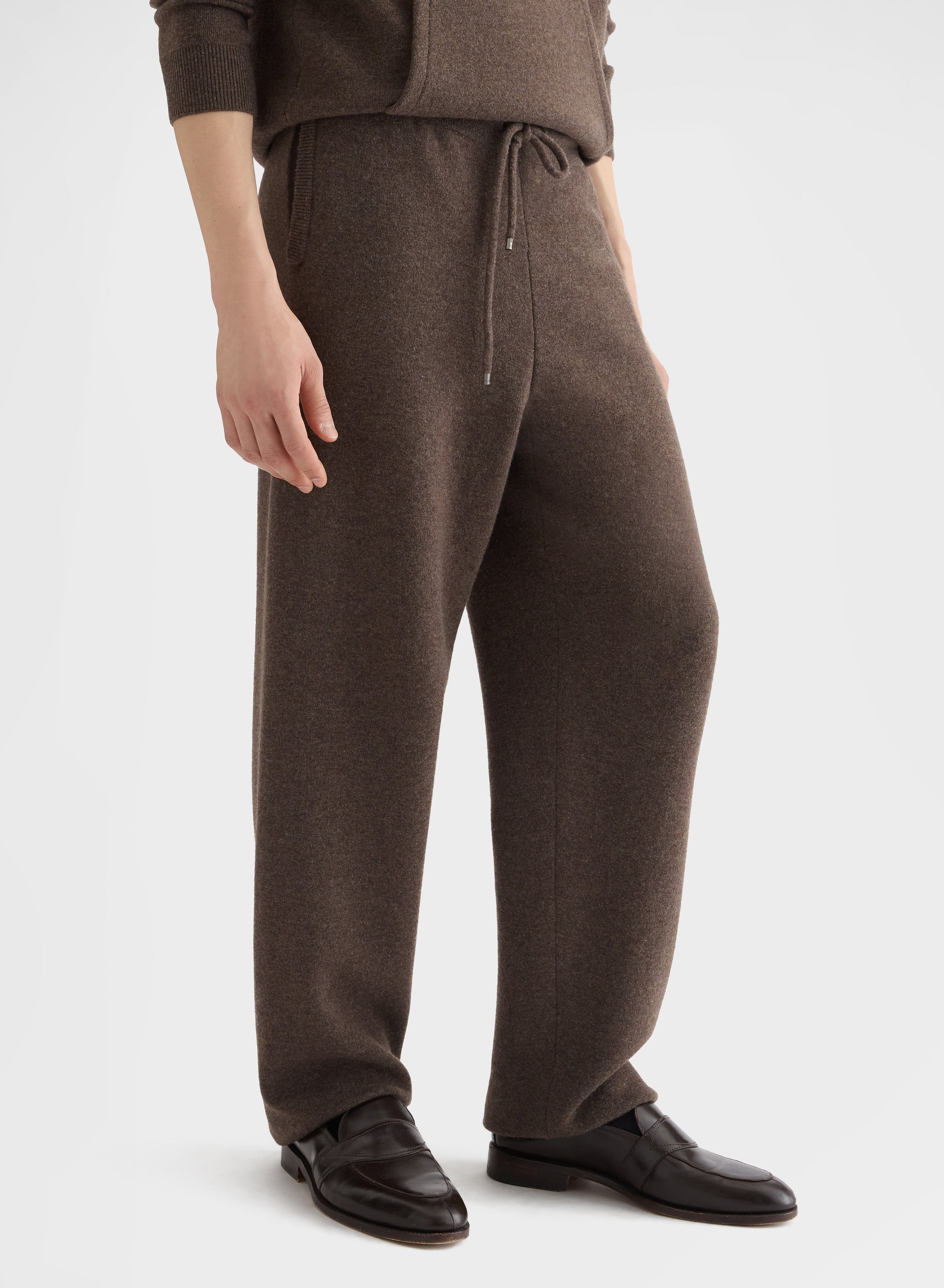 CASHMERE WOOL SILK JOGGERS MOCHA