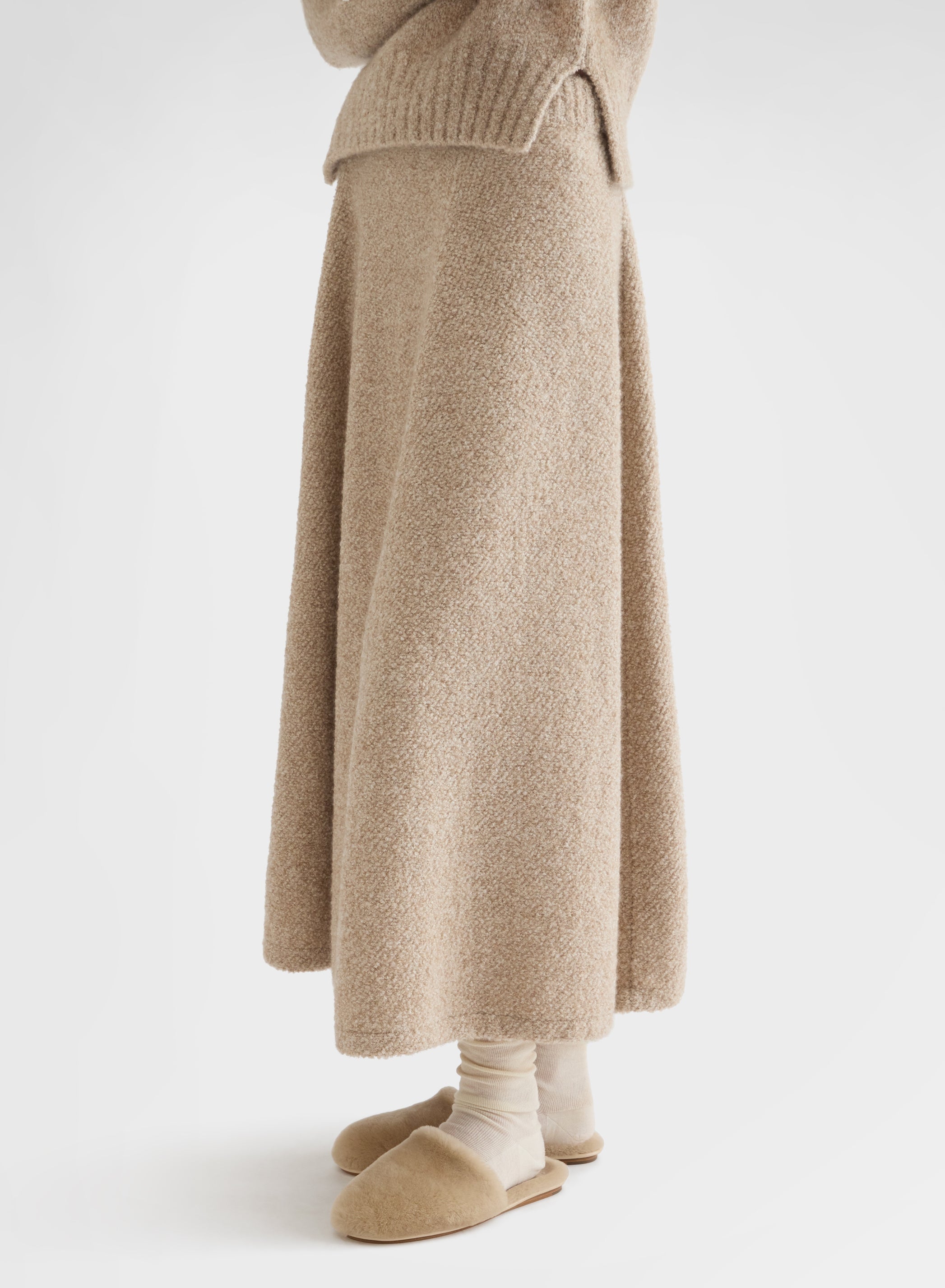 COCOON CASHMERE SILK BOUCLÉ SKIRT CHAMPAGNE
