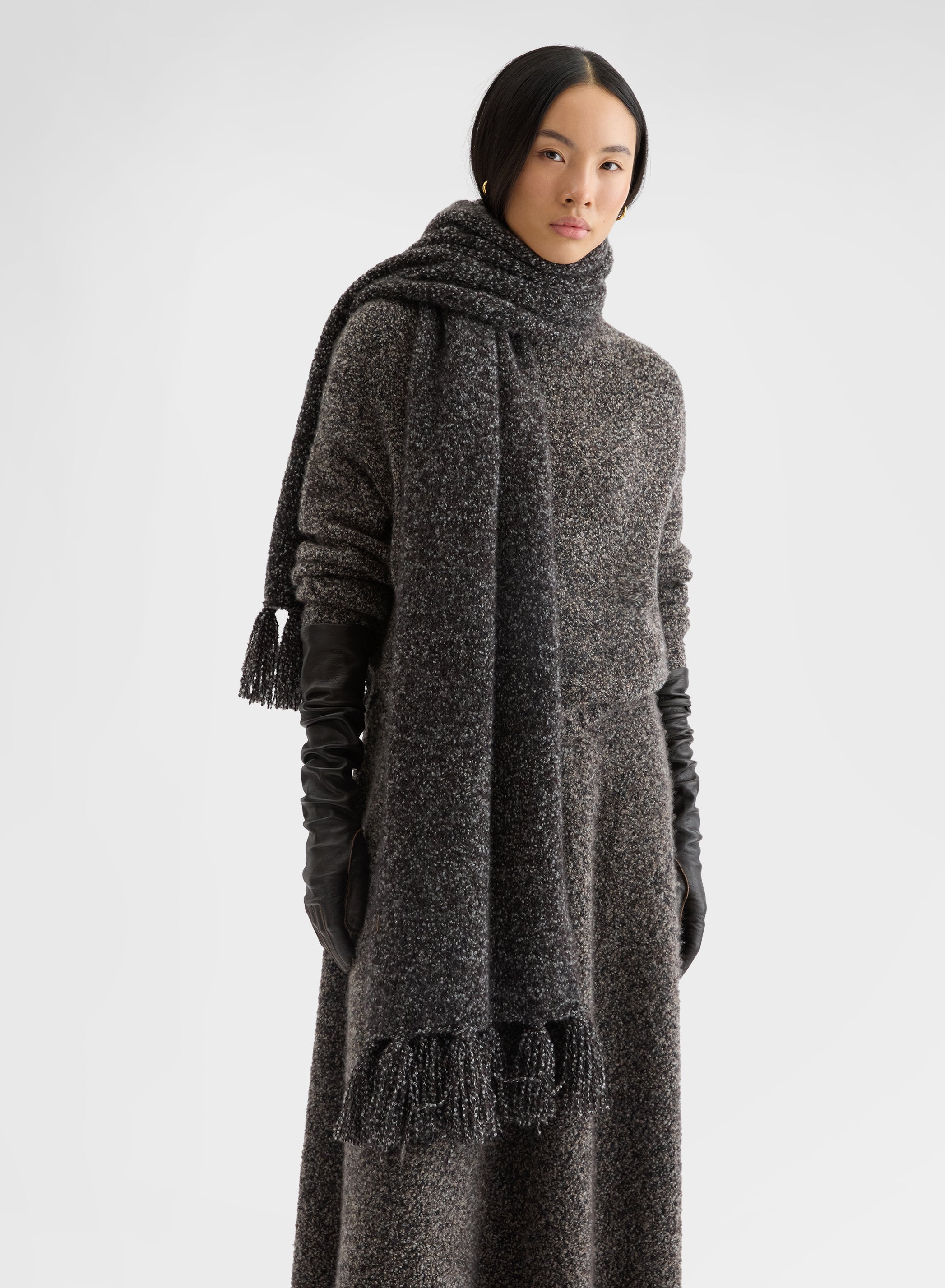 CASHMERE SILK BOUCLE KNITTED SCARF CHOCOLATE