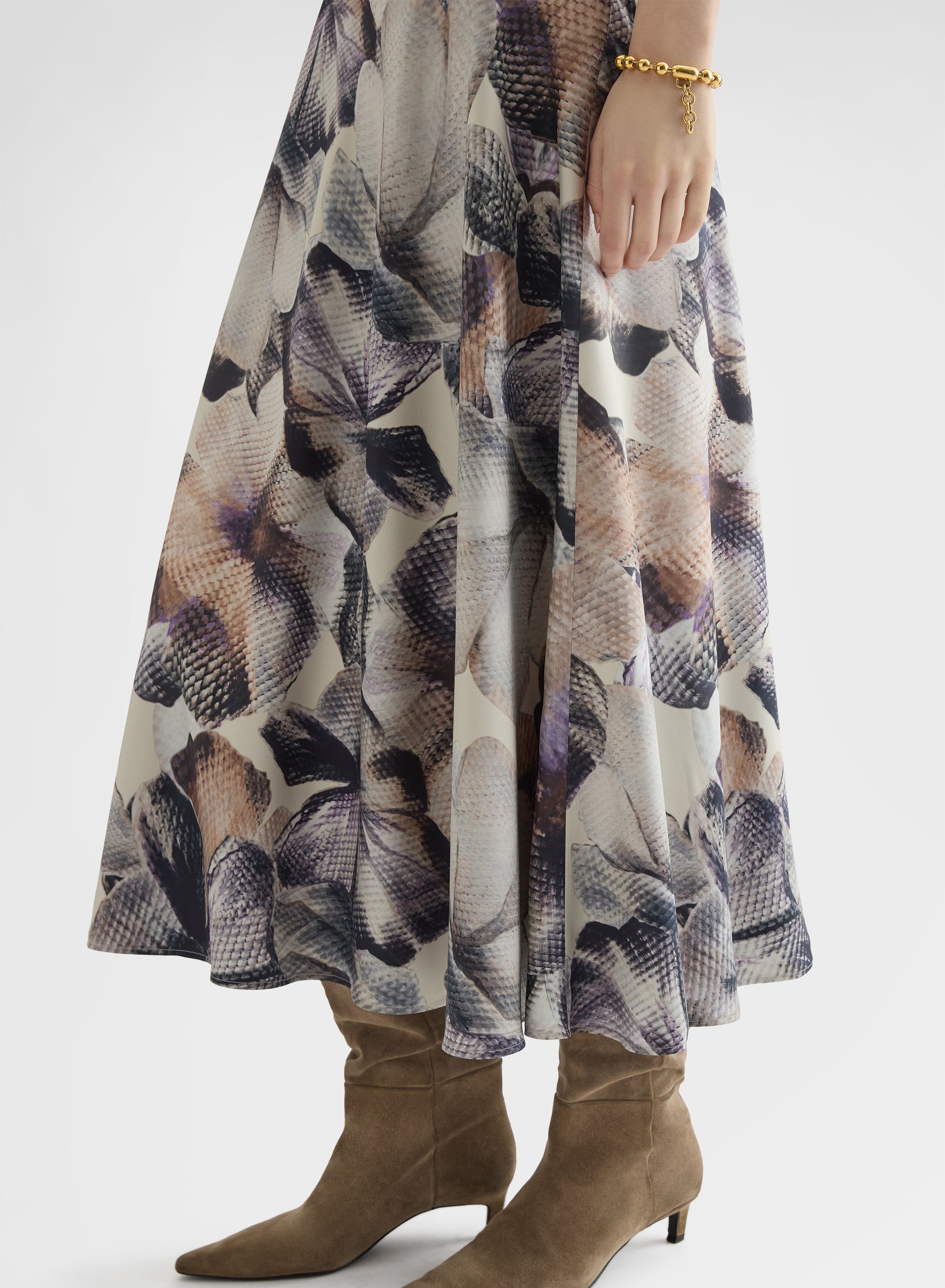 SOFT FLOWERS PRINT MIDI BIAS SKIRT