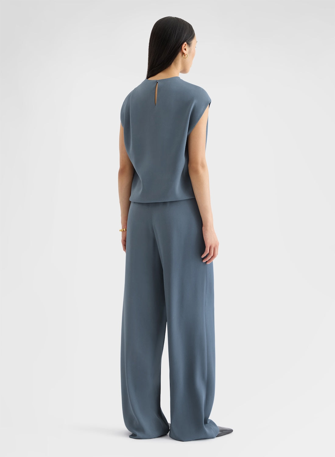 MATT SILK BLEND COWL-NECK TOP DARK POWDER