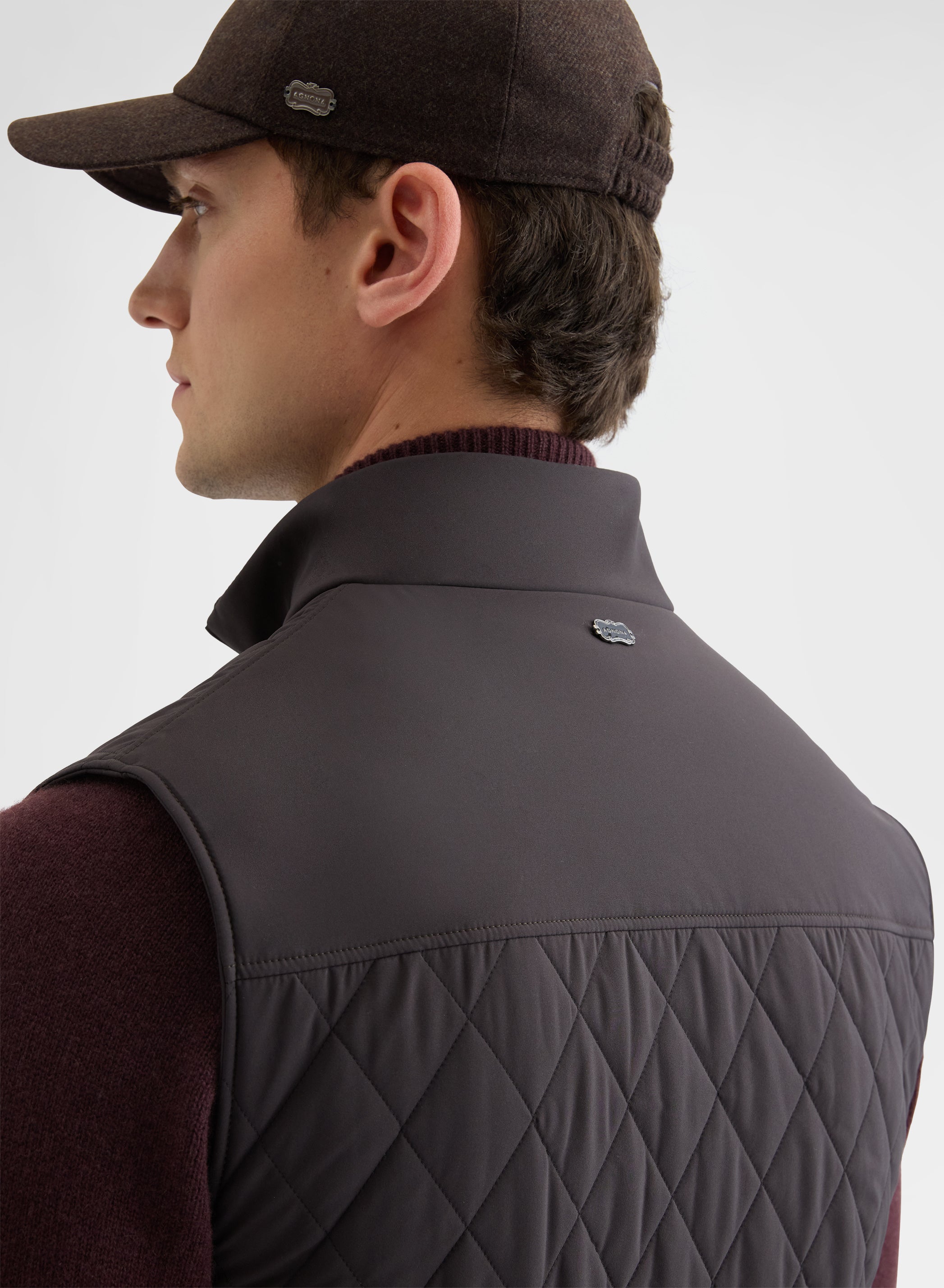 NYLON TECH TWILL QUILTED VEST CHOCOLATE