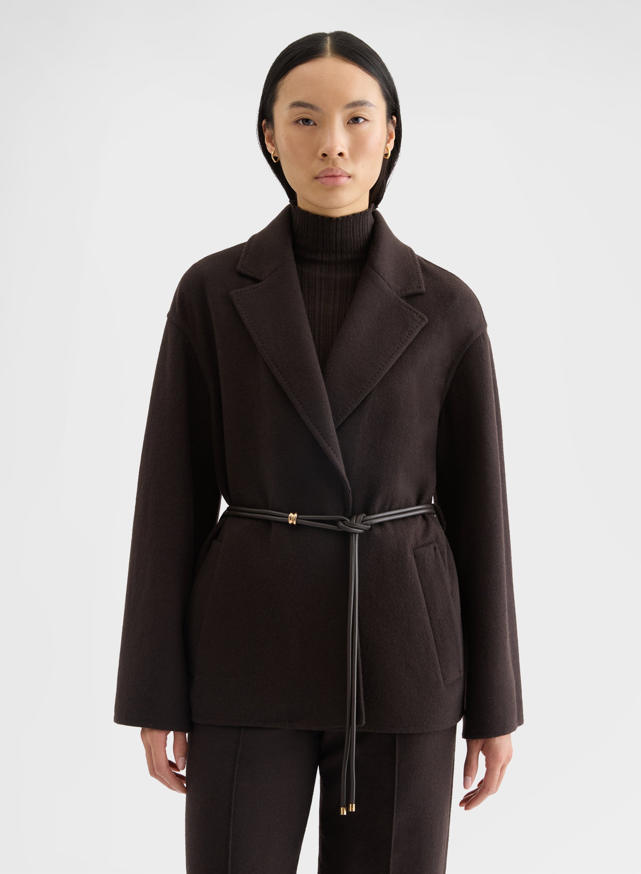 B-JERSEY DOUBLE FACE BELTED BLAZER CHOCOLATE