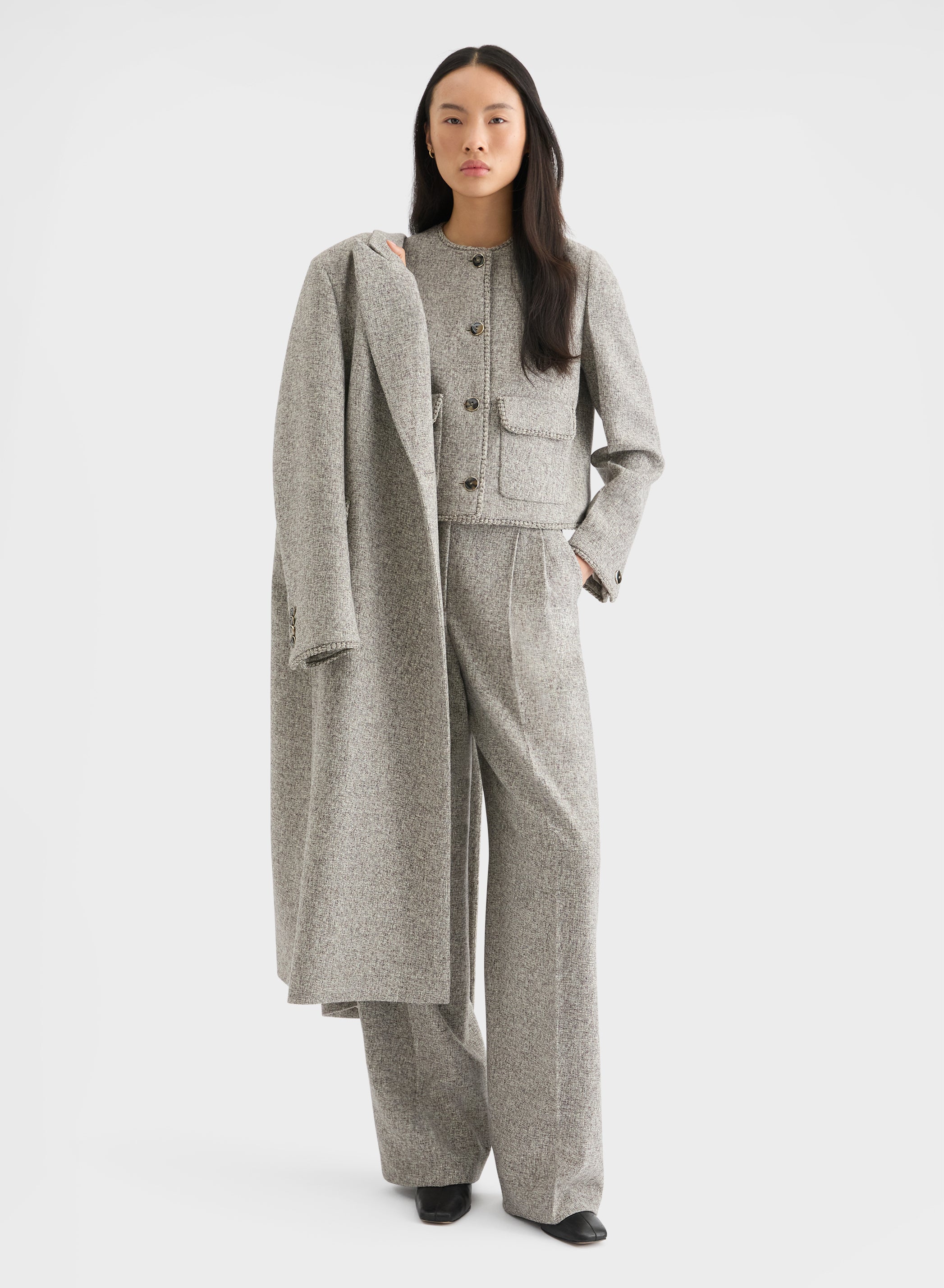 HEAVY MOULINE WOOL ROUND NECK CROPPED JACKET
